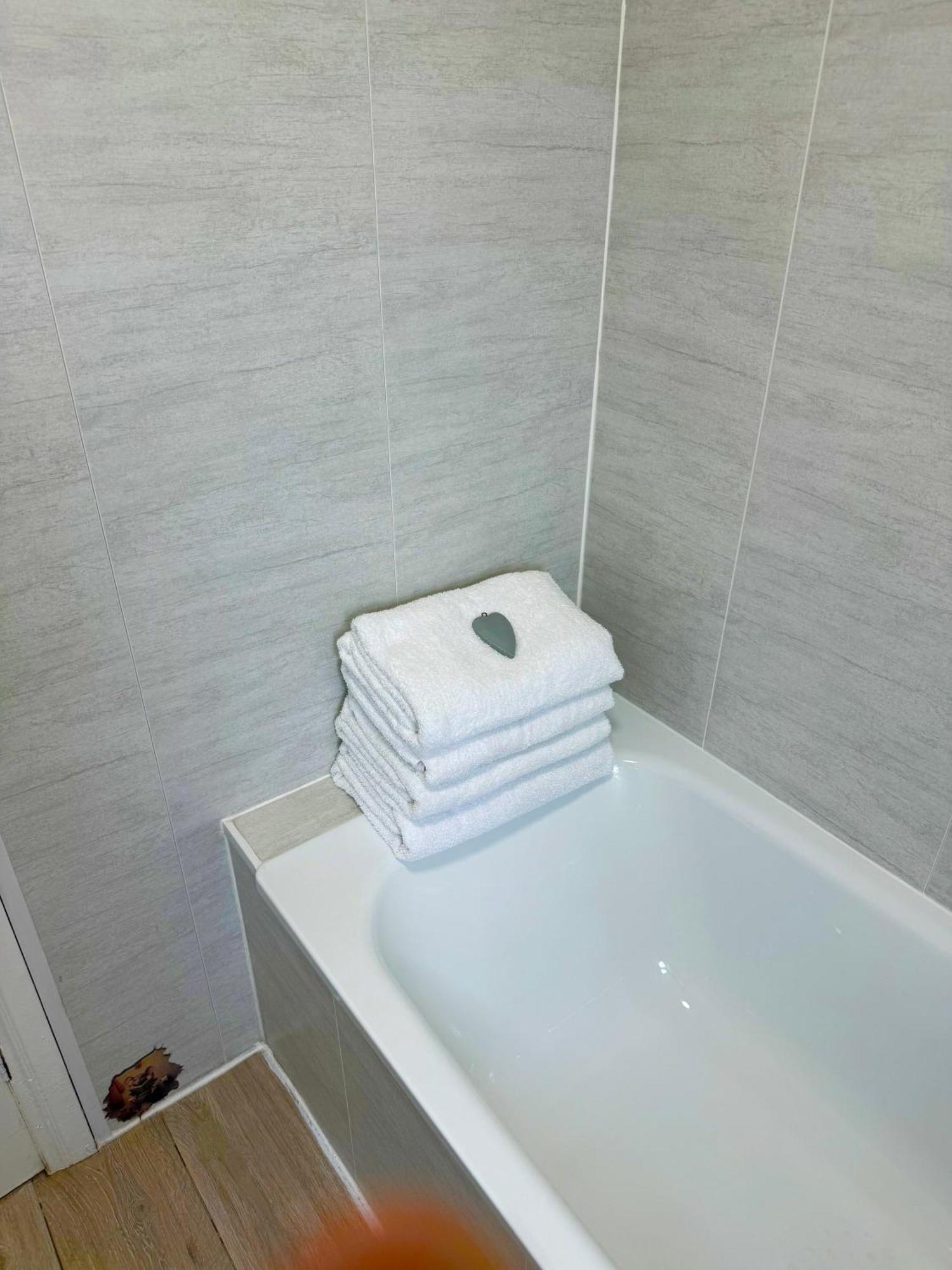 Stay-K-Belfast Cosy Entire House 10 Mins From City Centre Dış mekan fotoğraf