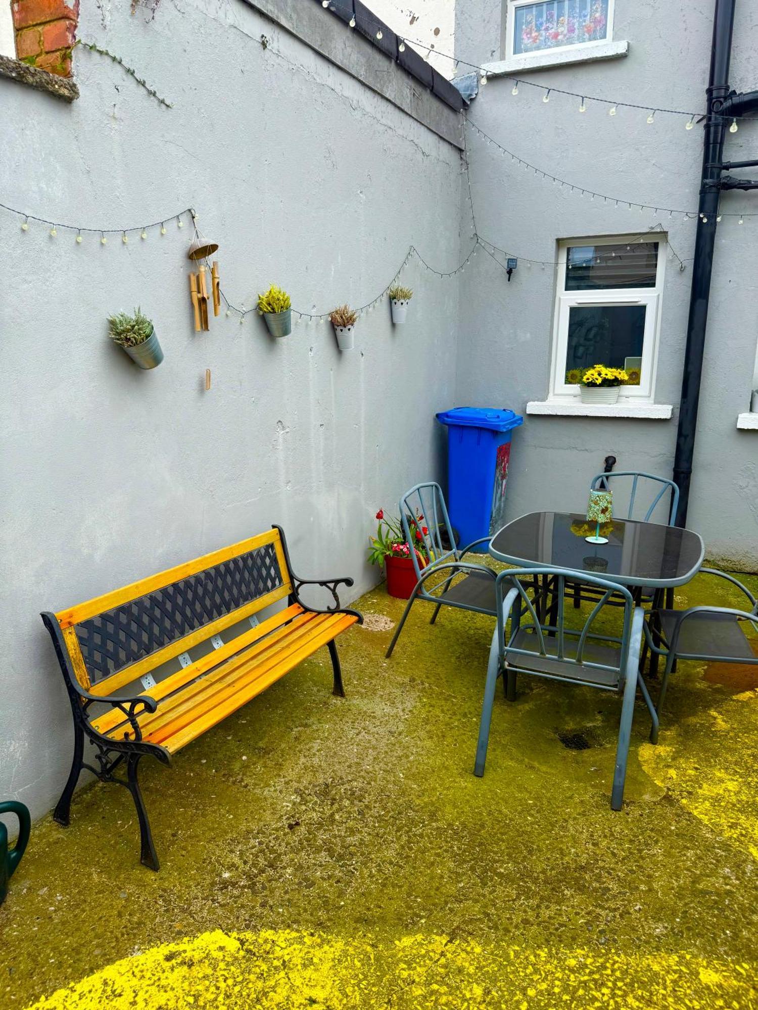 Stay-K-Belfast Cosy Entire House 10 Mins From City Centre Dış mekan fotoğraf